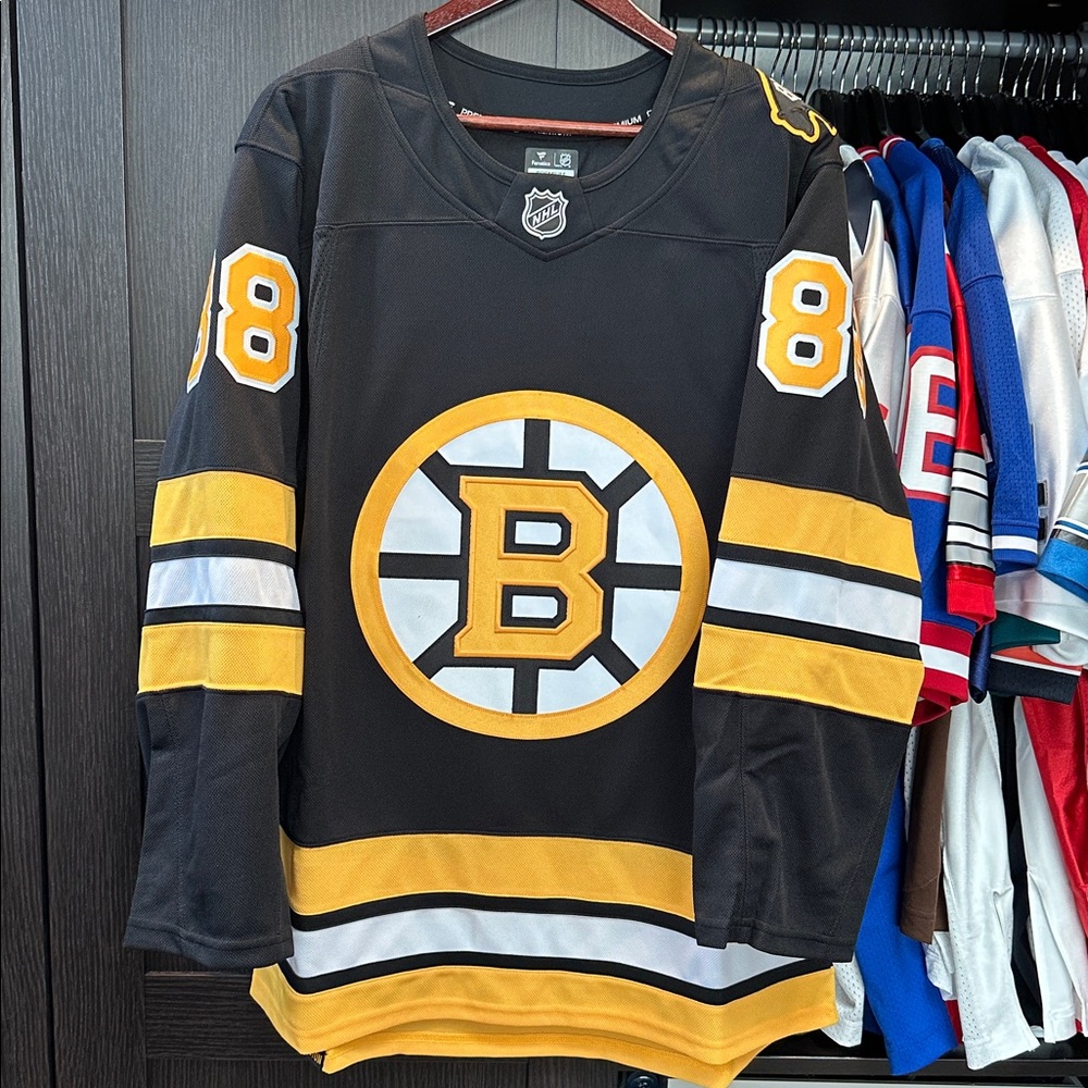 David Pastrnak Boston Bruins Fanatics Home Premium Player Jersey - Black